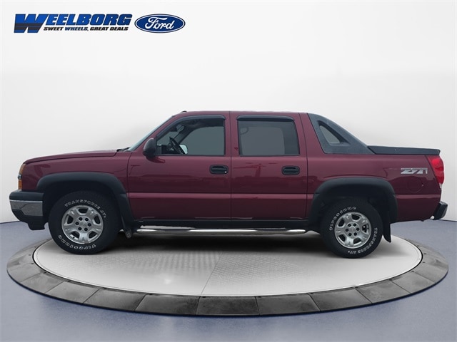 Used 2005 Chevrolet Avalanche Base with VIN 3GNEK12Z95G194877 for sale in Redwood Falls, Minnesota