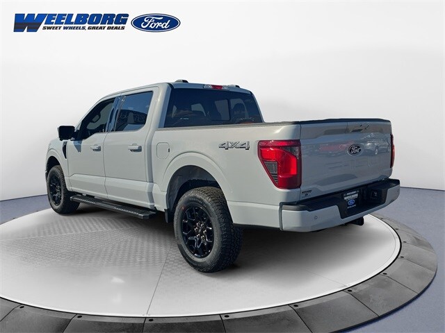 2025 Ford F-100 XLT photo 3