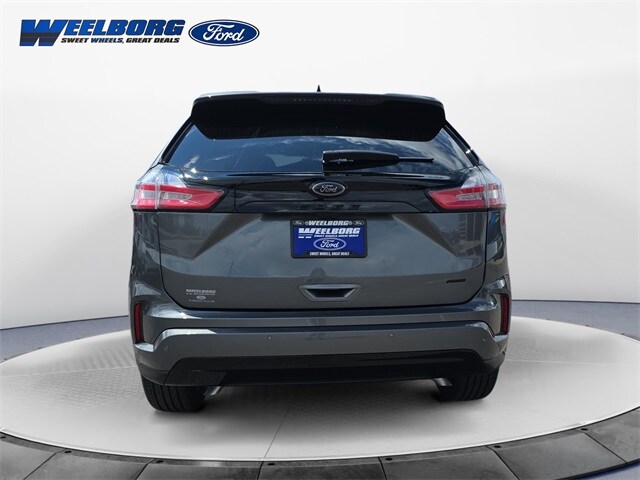 2024 Ford Edge SE photo 4