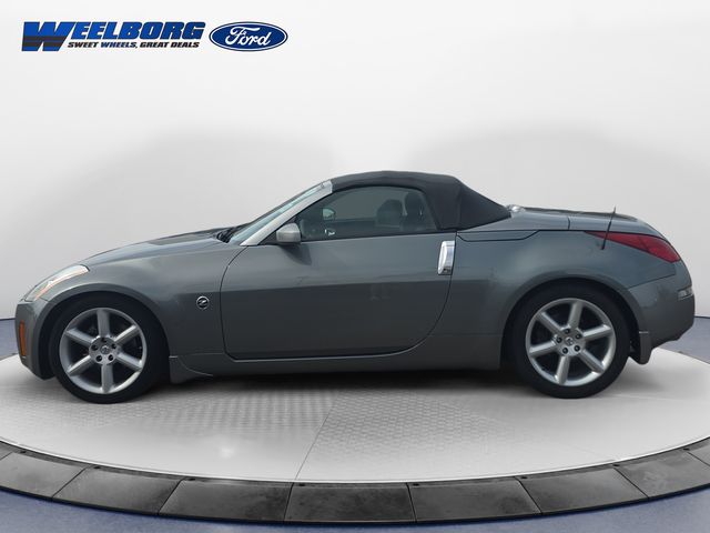 Used 2005 Nissan 350Z Roadster Touring with VIN JN1AZ36A75M751269 for sale in Redwood Falls, Minnesota