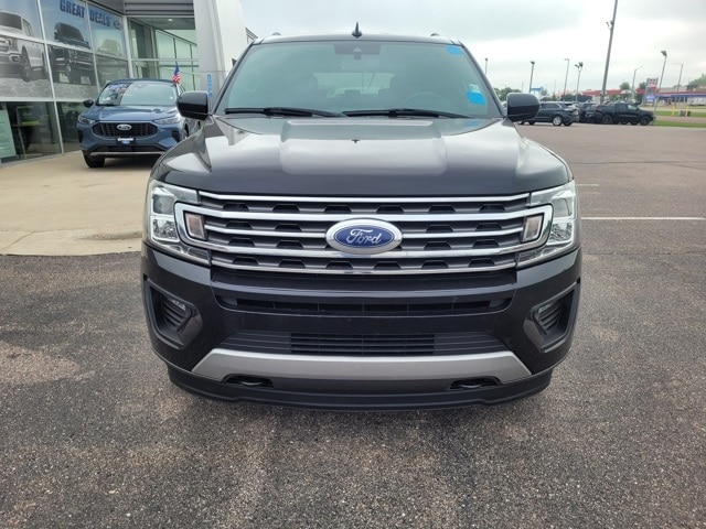Used 2020 Ford Expedition XLT with VIN 1FMJU1JT1LEA17674 for sale in Redwood Falls, Minnesota