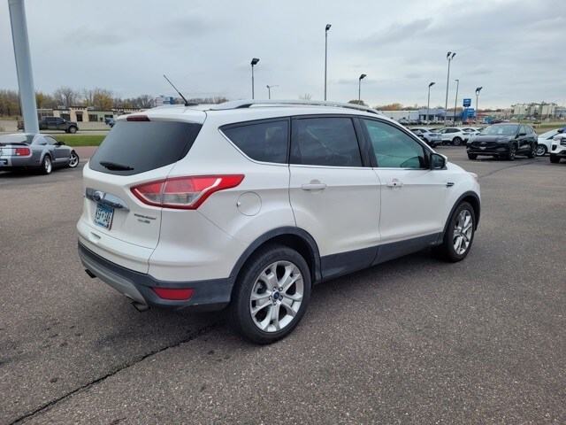 2016 Ford Escape Titanium photo 4