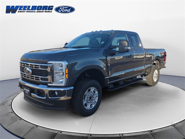 2026 Ford F-350 Super Duty XLT's photo