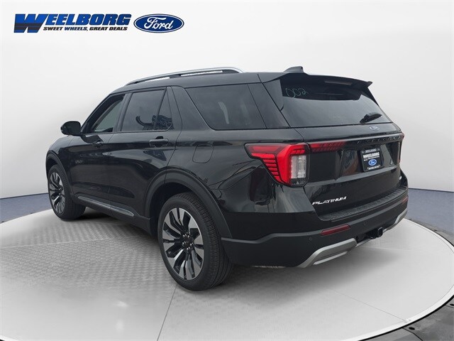 2026 Ford Explorer Platinum photo 2