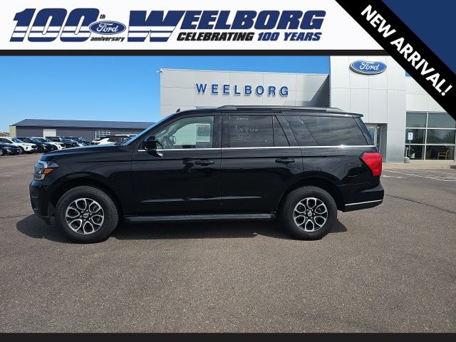 Used 2024 Ford Expedition XLT with VIN 1FMJU1J88REA40292 for sale in Redwood Falls, Minnesota