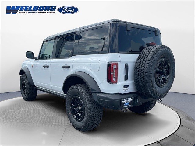 2025 Ford Bronco Badlands photo 2
