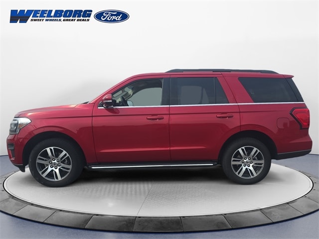 Used 2022 Ford Expedition XLT with VIN 1FMJU1JT2NEA51061 for sale in Redwood Falls, Minnesota