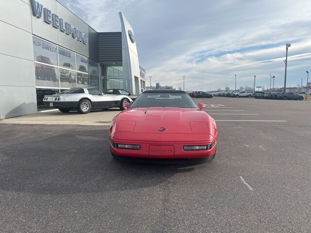 1991 Chevrolet Corvette Base Convertible photo 2