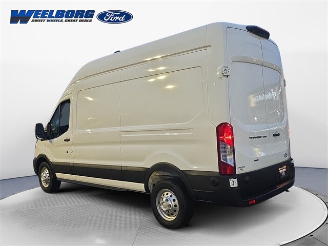 2026 Ford Transit photo 3
