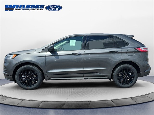 2024 Ford Edge SE photo 2