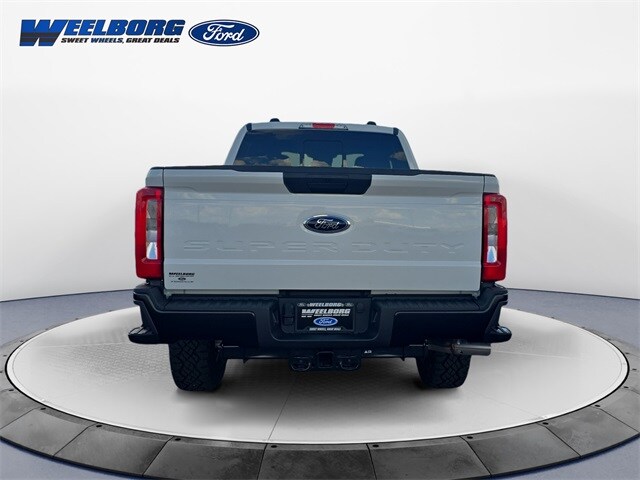 2026 Ford F-250 photo 4