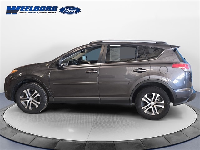 Used 2017 Toyota RAV4 LE with VIN JTMBFREV5HJ148988 for sale in Redwood Falls, Minnesota