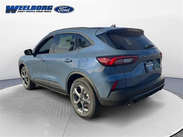 2026 Ford Escape ST-Line photo 3