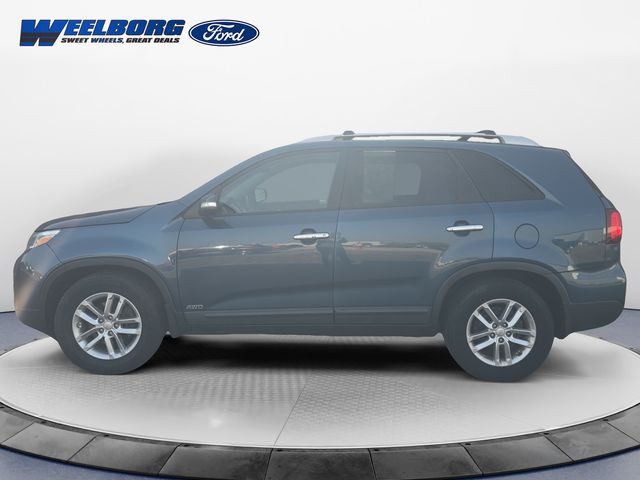 Used 2015 Kia Sorento LX with VIN 5XYKTDA64FG568331 for sale in Redwood Falls, Minnesota
