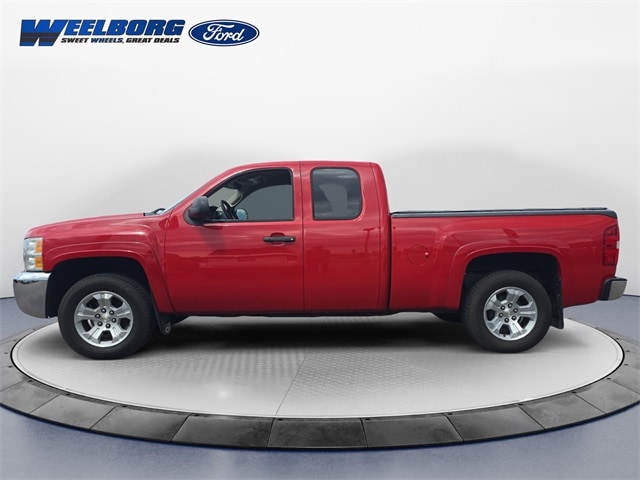 Used 2013 Chevrolet Silverado 1500 LT with VIN 1GCRKSE75DZ203082 for sale in Redwood Falls, Minnesota