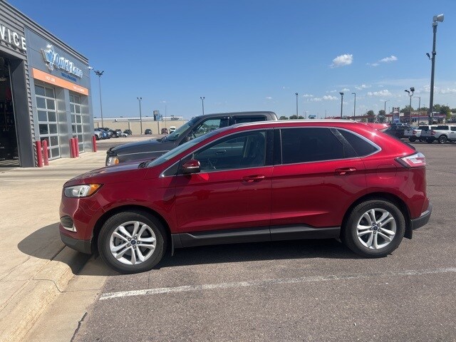 2019 Ford Edge SEL photo 4