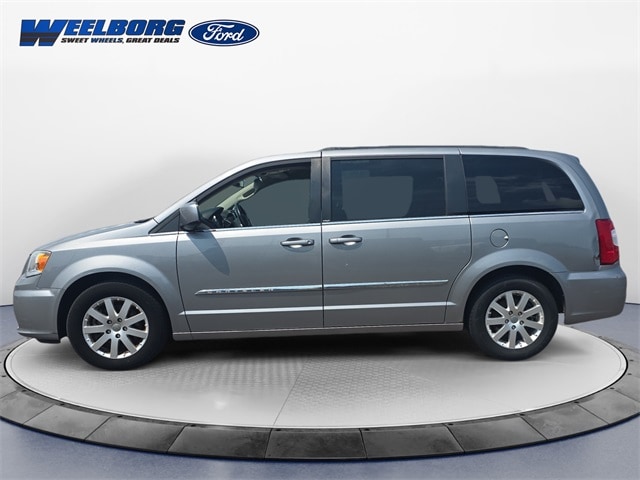 Used 2014 Chrysler Town & Country Touring with VIN 2C4RC1BGXER156929 for sale in Redwood Falls, Minnesota
