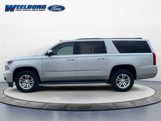 Used 2019 Chevrolet Suburban LT with VIN 1GNSKHKC0KR186556 for sale in Redwood Falls, Minnesota