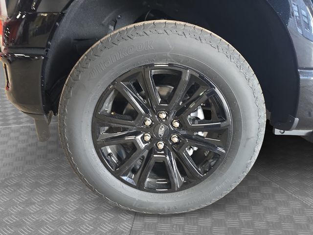 2025 Ford F-150 Platinum - Photo 9