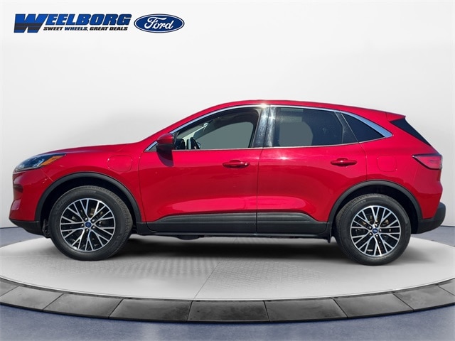 Used 2021 Ford Escape SE with VIN 1FMCU0EZ7MUA54558 for sale in Redwood Falls, Minnesota