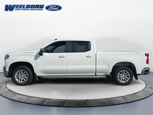 Used 2021 Chevrolet Silverado 1500 LT with VIN 1GCUYDED3MZ272735 for sale in Redwood Falls, Minnesota