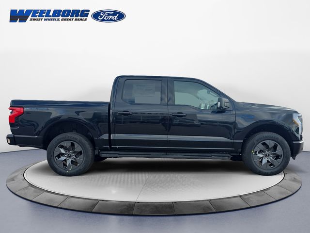 2025 Ford F-150 Lightning Flash - Photo 6