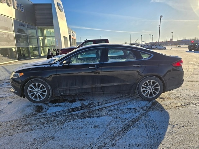 Used 2017 Ford Fusion SE with VIN 3FA6P0HD7HR407795 for sale in Redwood Falls, Minnesota