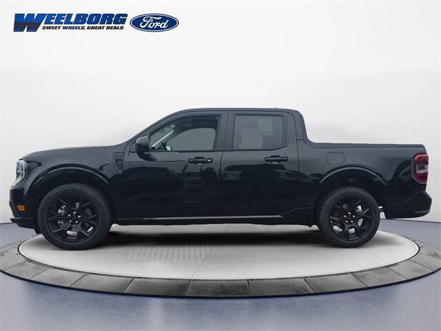 2025 Ford Maverick photo 2