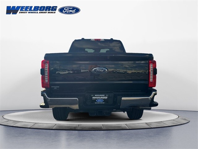 2026 Ford F-350 photo 4