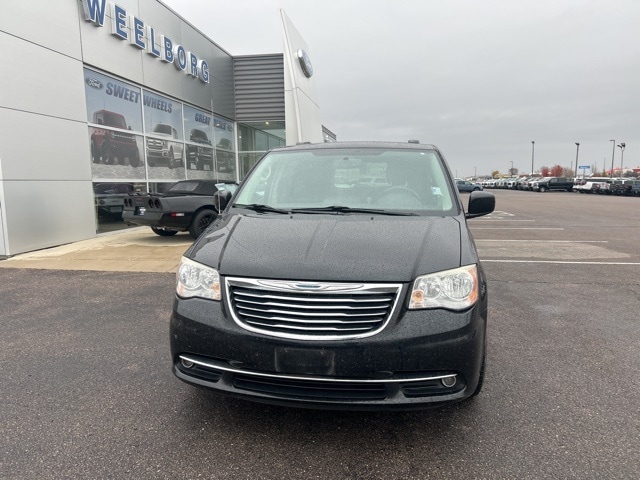 Used 2014 Chrysler Town & Country Touring with VIN 2C4RC1BG0ER232125 for sale in Redwood Falls, Minnesota