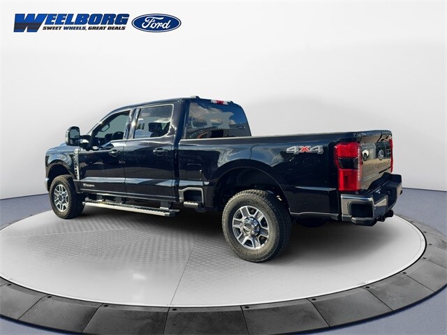 2026 Ford F-350 photo 3