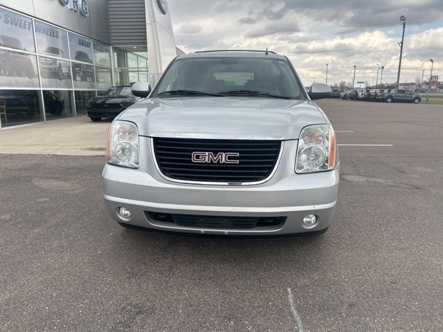 Used 2013 GMC Yukon XL SLT with VIN 1GKS2KE78DR205043 for sale in Redwood Falls, Minnesota
