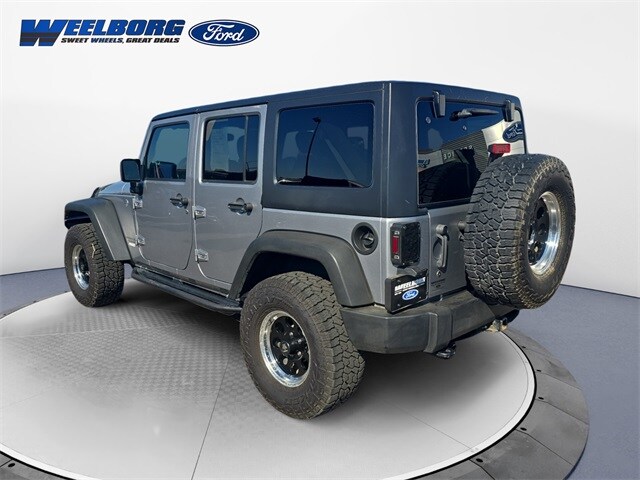 2017 Jeep Wrangler Unlimited Sport photo 3