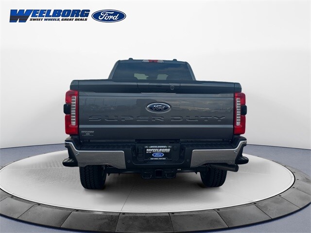 2026 Ford F-350 photo 4