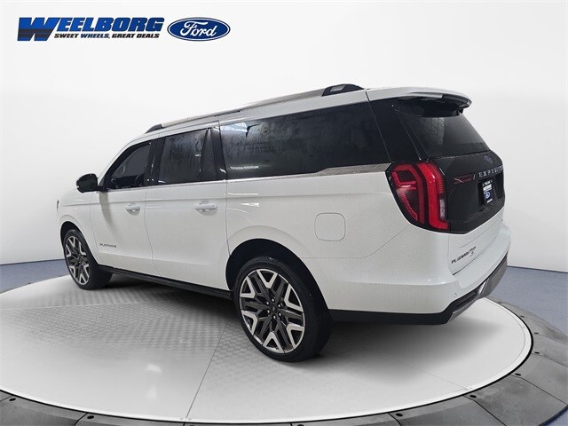 2025 Ford Expedition MAX Platinum photo 3