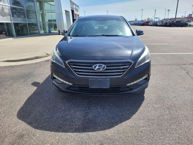 Used 2015 Hyundai Sonata Limited with VIN 5NPE34AFXFH013681 for sale in Redwood Falls, Minnesota
