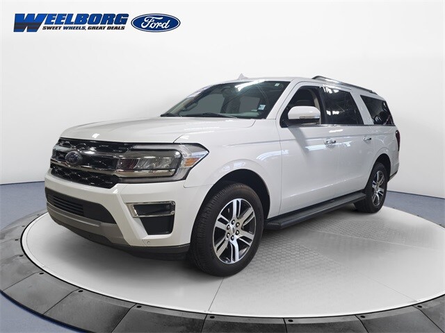 2024 Ford Expedition Limited's photo