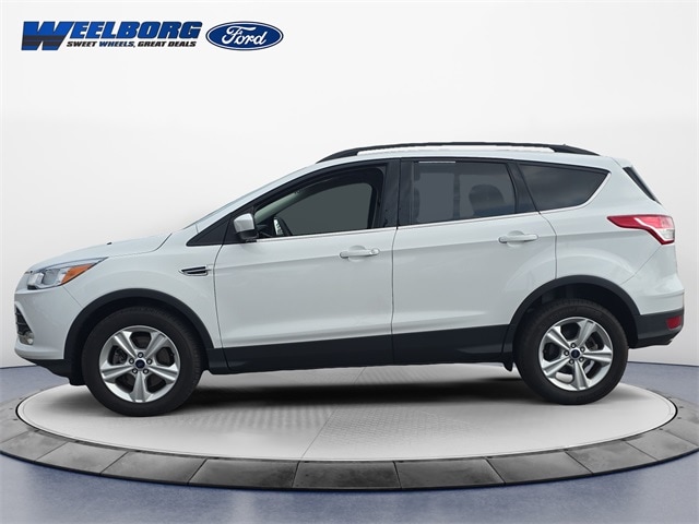 Used 2016 Ford Escape SE with VIN 1FMCU9G9XGUC27222 for sale in Redwood Falls, Minnesota
