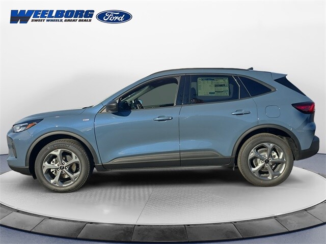 2026 Ford Escape ST-Line photo 2