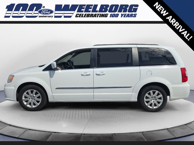 Used 2014 Chrysler Town & Country Touring with VIN 2C4RC1BG0ER324772 for sale in Redwood Falls, Minnesota
