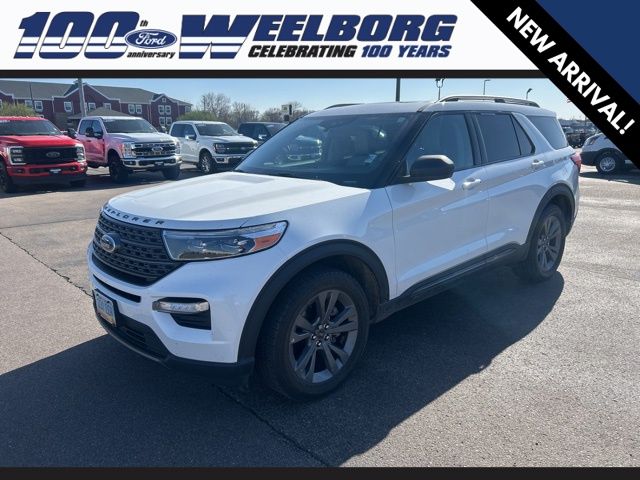 2021 Ford Explorer XLT 4WD's photo