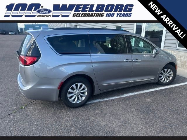 Used 2017 Chrysler Pacifica Touring-L with VIN 2C4RC1BG9HR569123 for sale in Redwood Falls, Minnesota