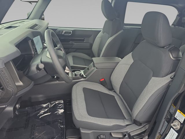 2025 Ford Bronco 2-Door Base - Photo 10