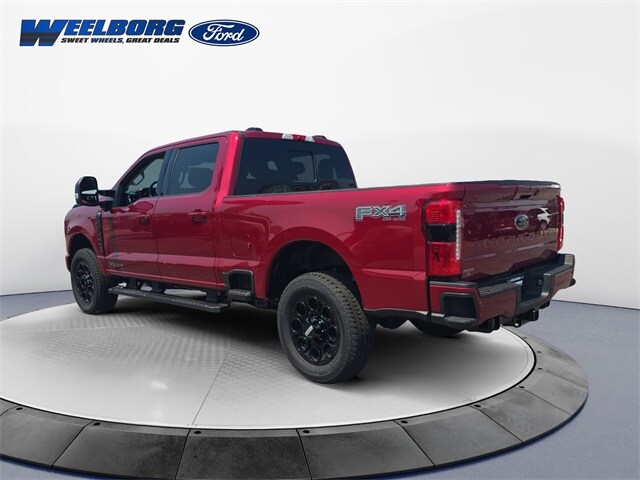 2025 Ford F-350 photo 3