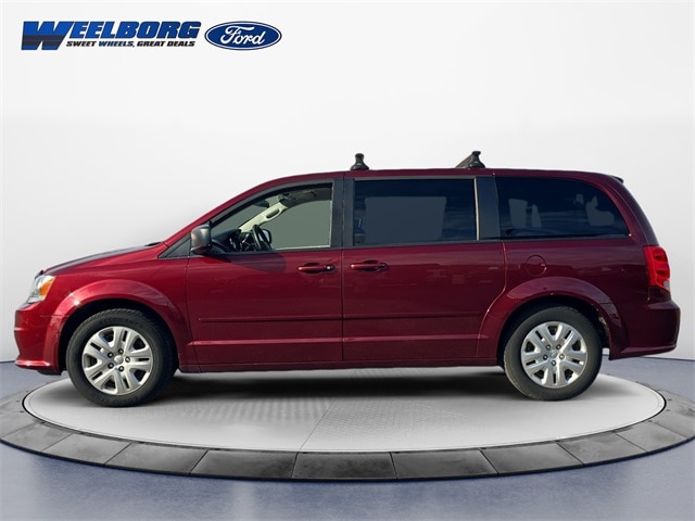 Used 2017 Dodge Grand Caravan SE with VIN 2C4RDGBG3HR776686 for sale in Redwood Falls, Minnesota