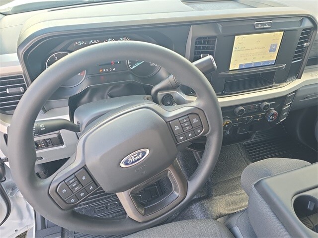 2026 Ford F-250 Super Duty XL - Photo 13