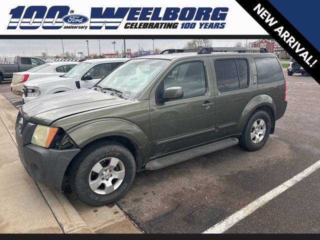 2005 Nissan Pathfinder SE