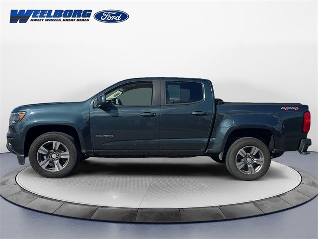 2017 Chevrolet Colorado Work Truck photo 2