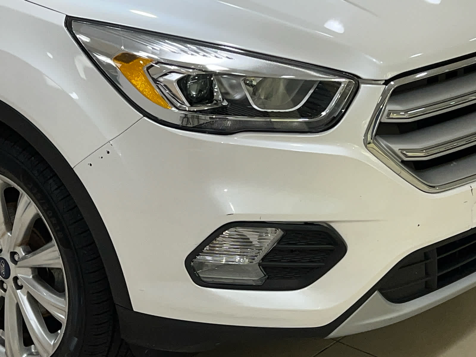 2017 Ford Escape Titanium photo 2