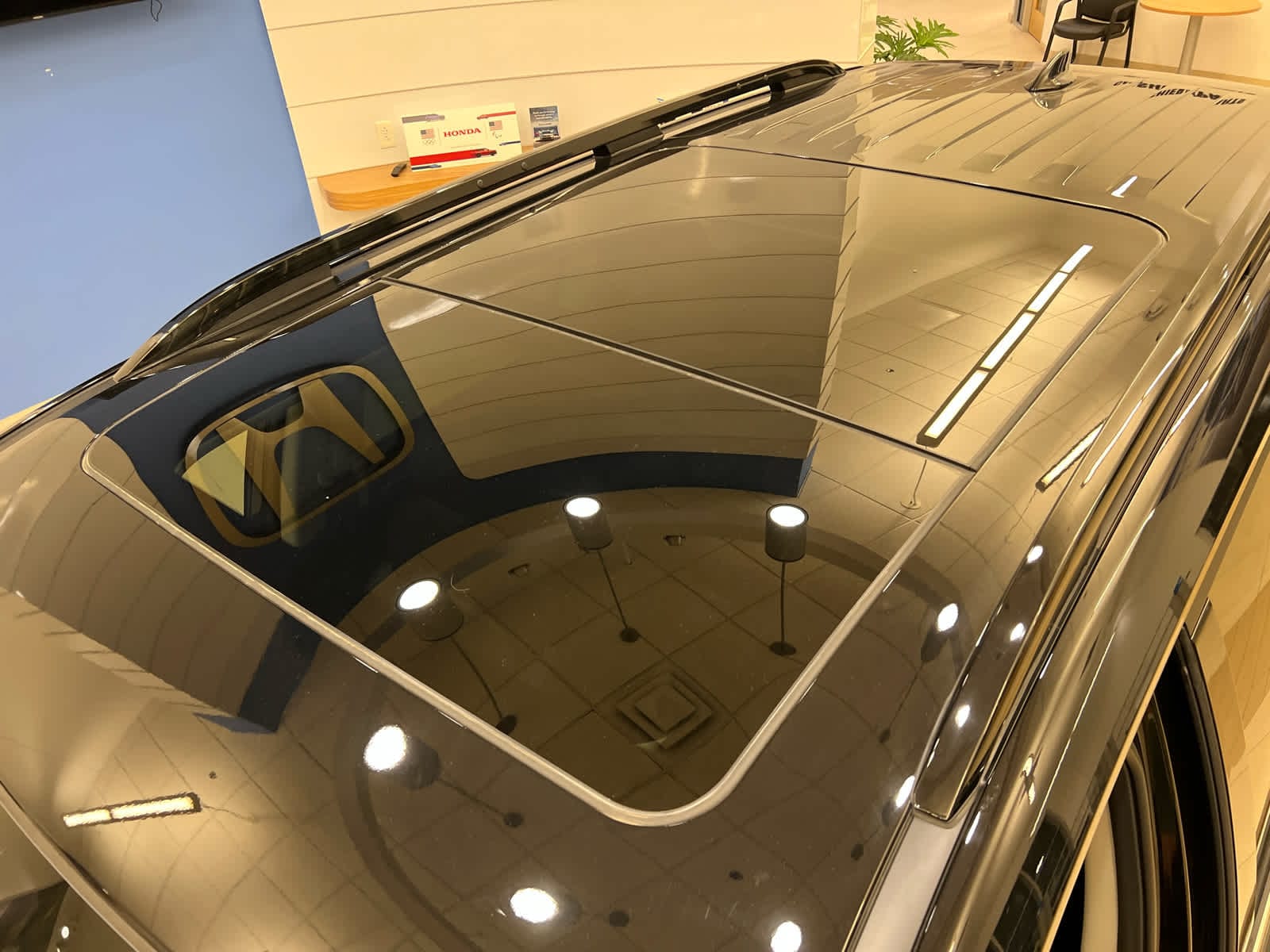 2025 Honda Pilot Touring - Photo 17